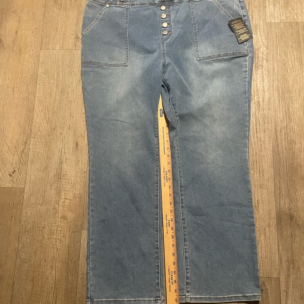 DG2 Diane Gilman Button Fly Jeans High Rise Patch Pocket Denim NWT